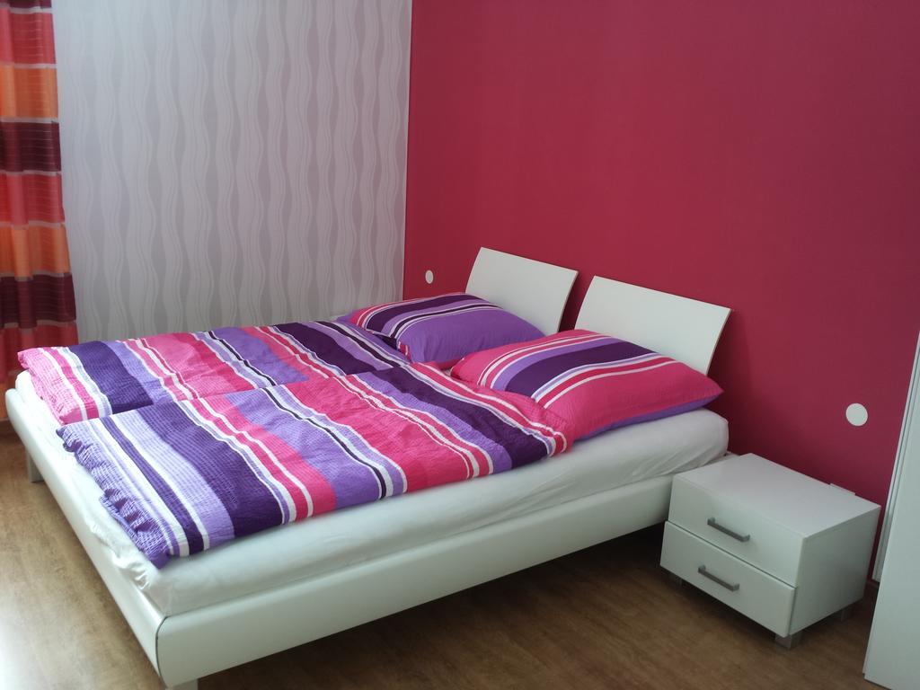 Gaestehaus Ditz Westoverledingen Стая снимка